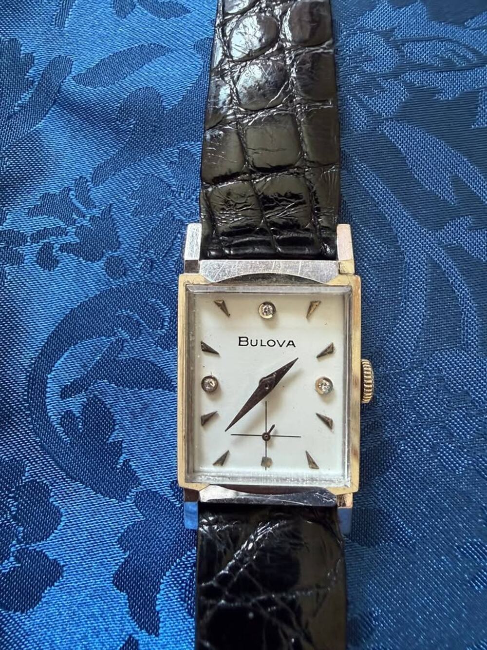 Vintage 1954 Bulova 21-Jewel Tank Watch - Running (CCC79)